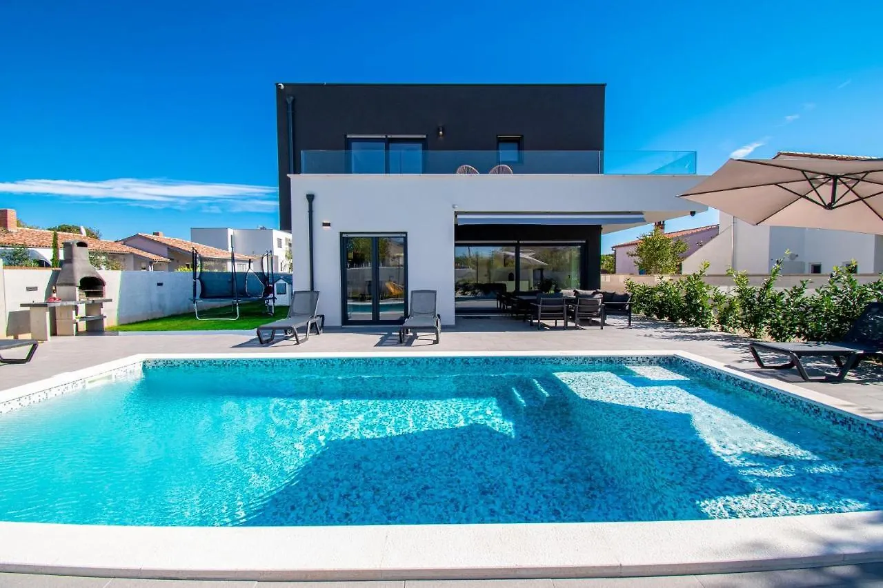 Villa Elite 1 & 2 With Two Pools Pula